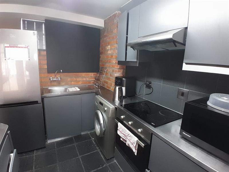 1 Bedroom Property for Sale in De Waterkant Western Cape